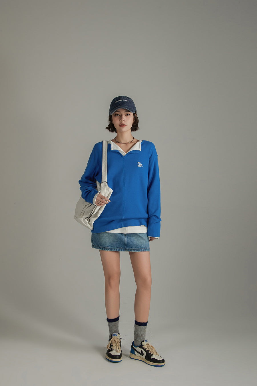 CHUU Logo Basic Open Collar Long Sleeve T-Shirt