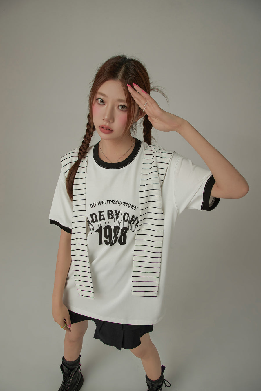 CHUU Color Lined Sporty Loose Fit T-Shirt