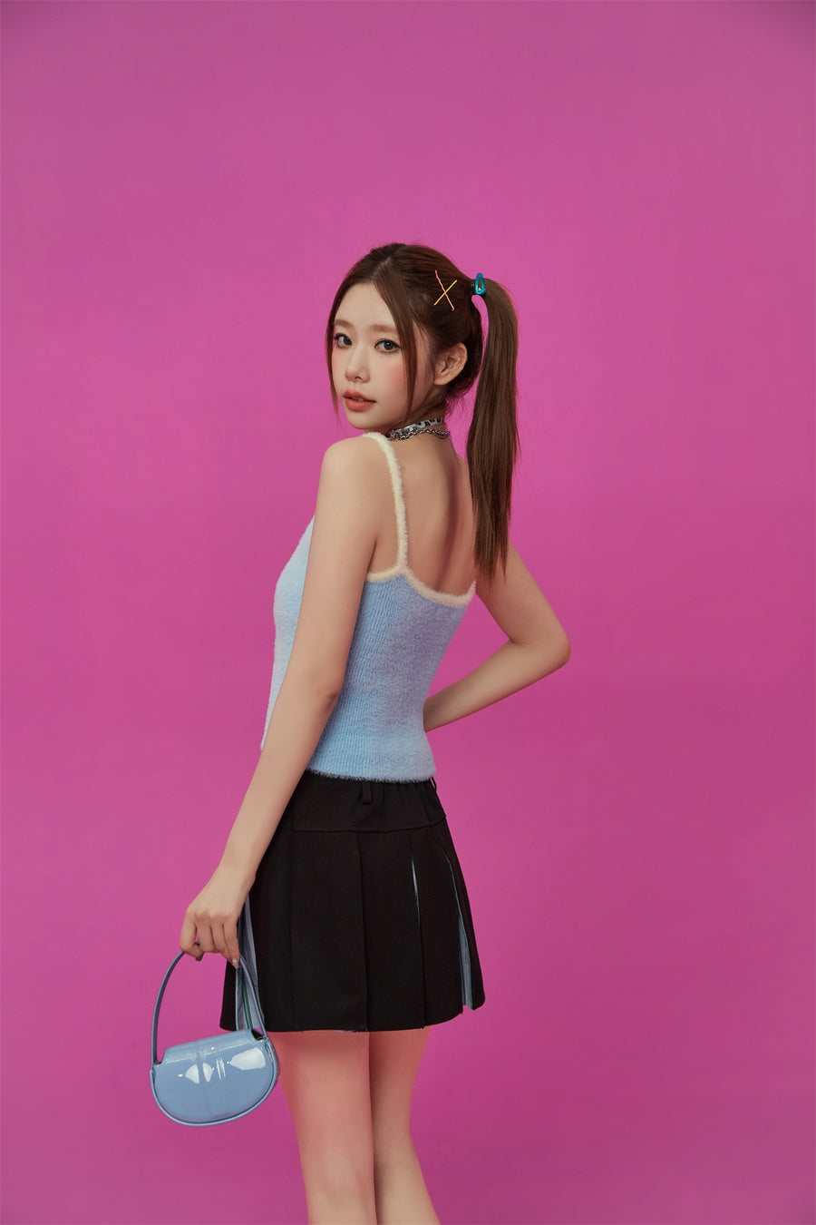 CHUU Color Matching Line Sleeveless Top