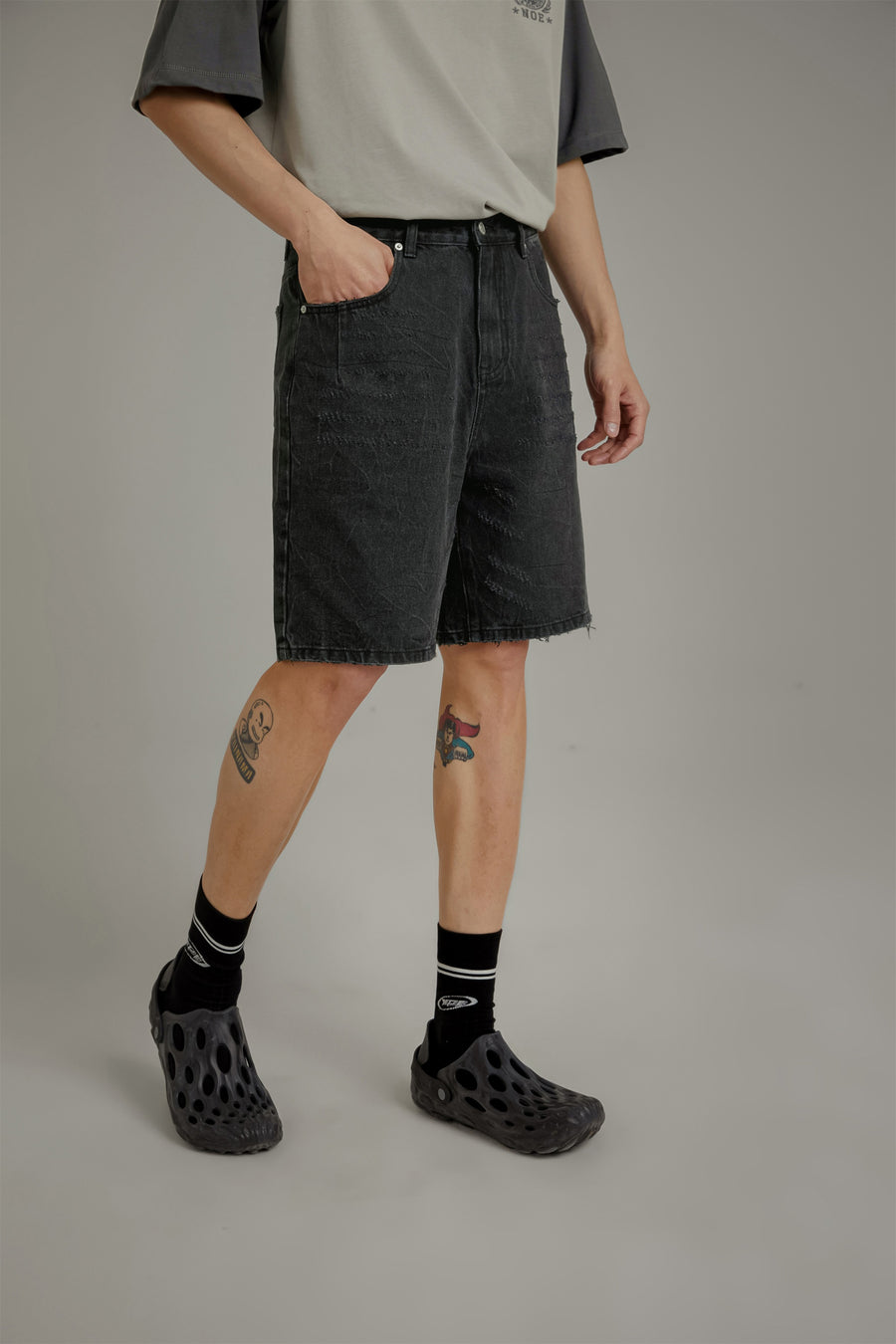 CHUU Daily Washed Denim Shorts