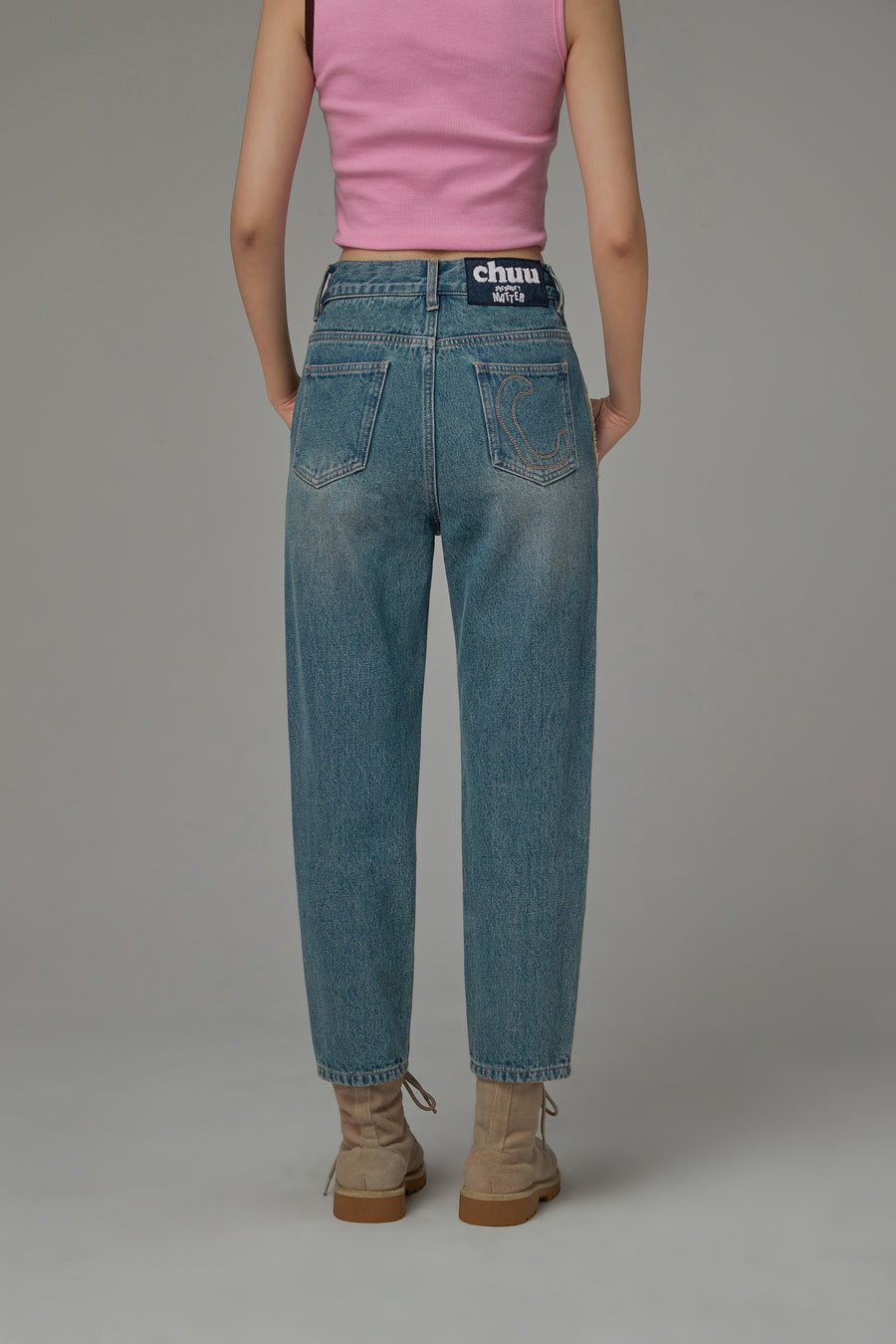 CHUU Frayed Line Straight Denim Jeans