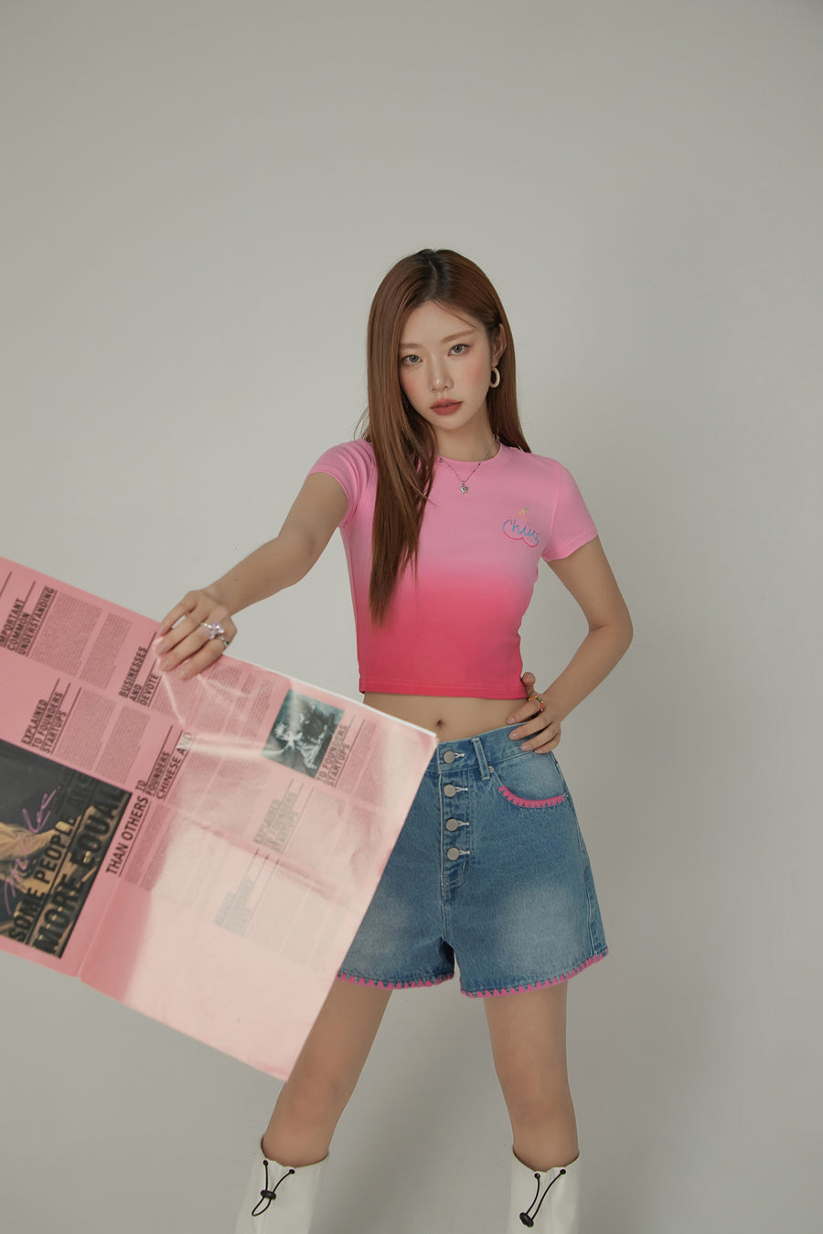 CHUU Gradient Round Neck Slim Short-Sleeved Cropped T-Shirt