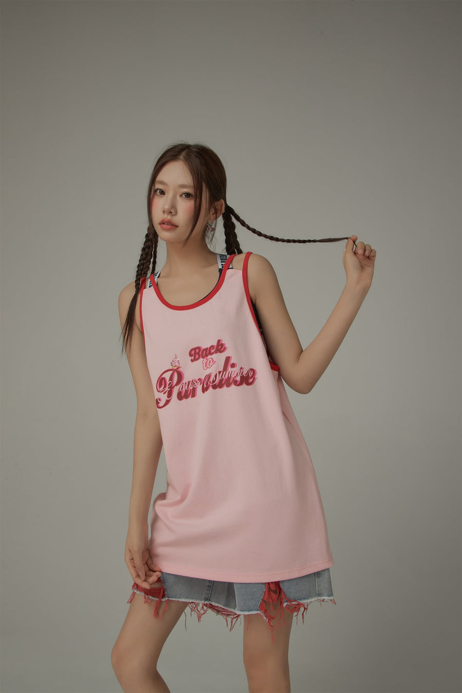 CHUU Back To Paradise Colorblocked Letter Printed Sleeveless T-Shirt