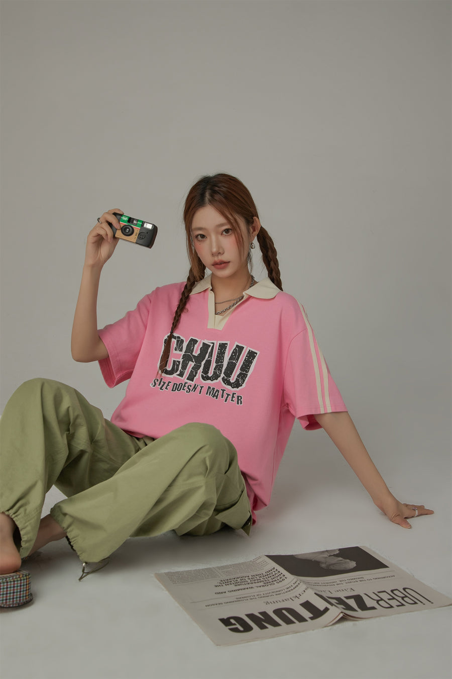 CHUU Size Doesnt Matter Open Collar Colorblocked Short Sleeve T-Shirt