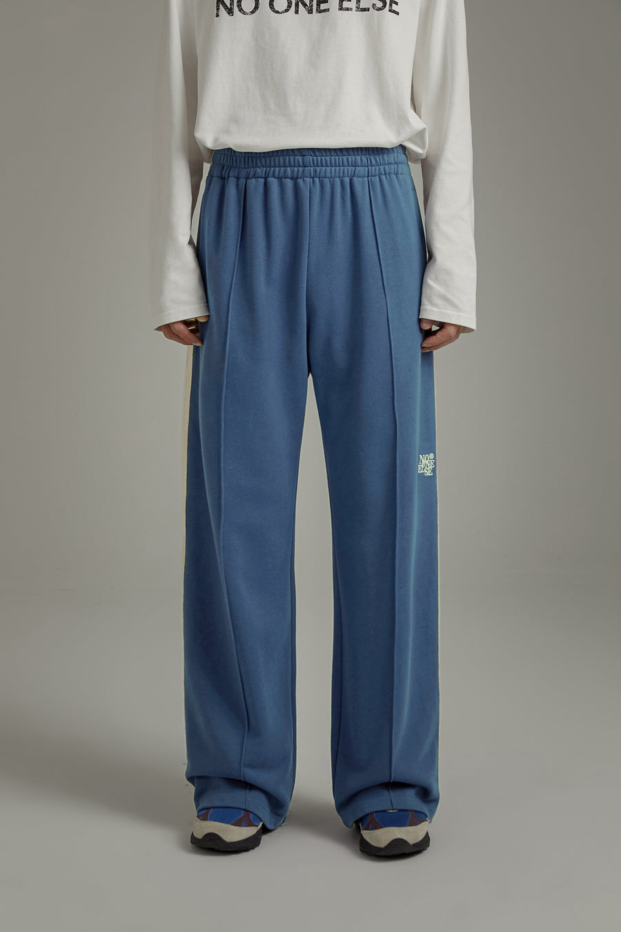 CHUU Basic Wide Sweatpants