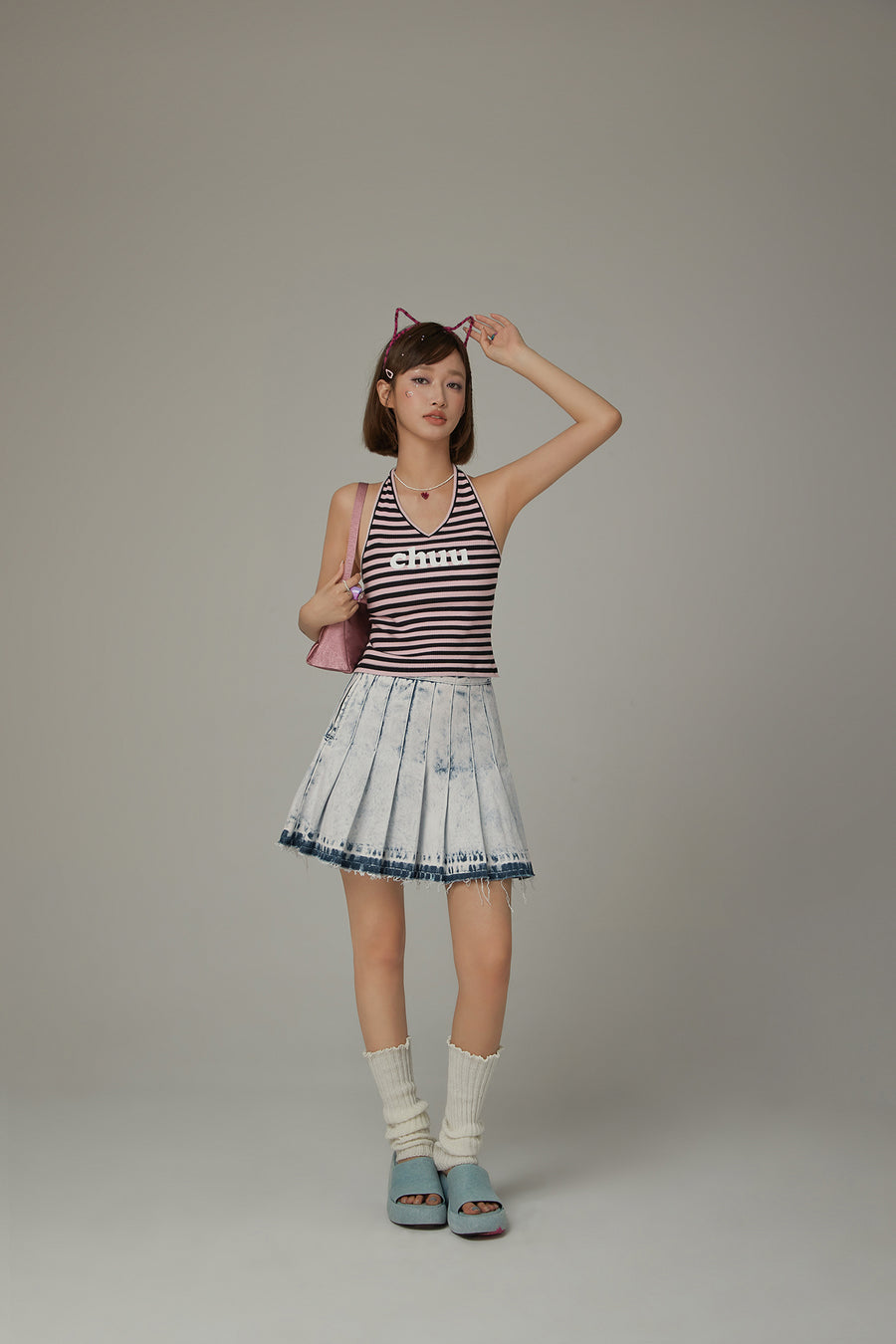 CHUU Logo Halter Neck Color Stripe Sleeveless Top