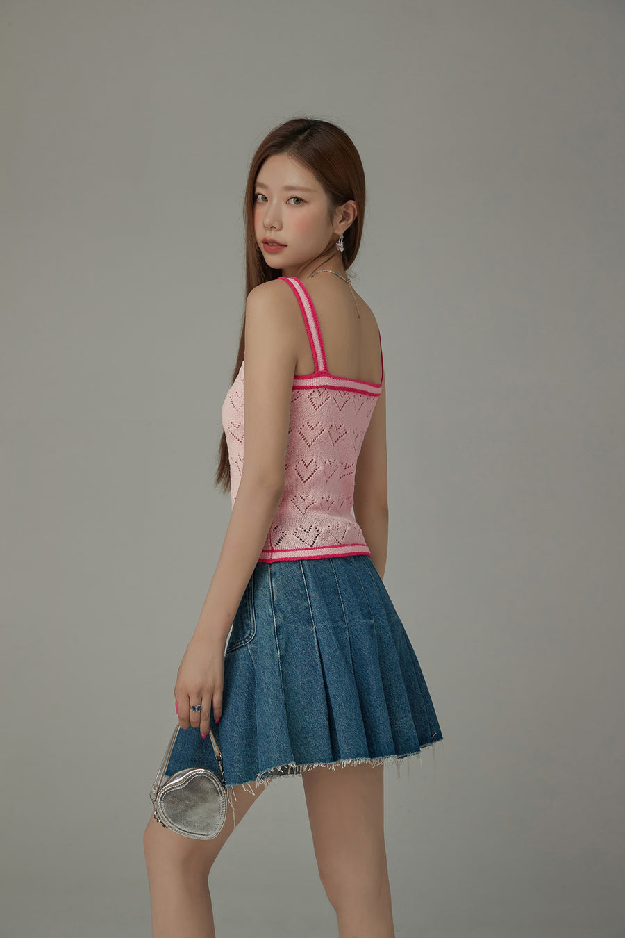 CHUU Dotted Hearts Color Lined Sleeveless Top