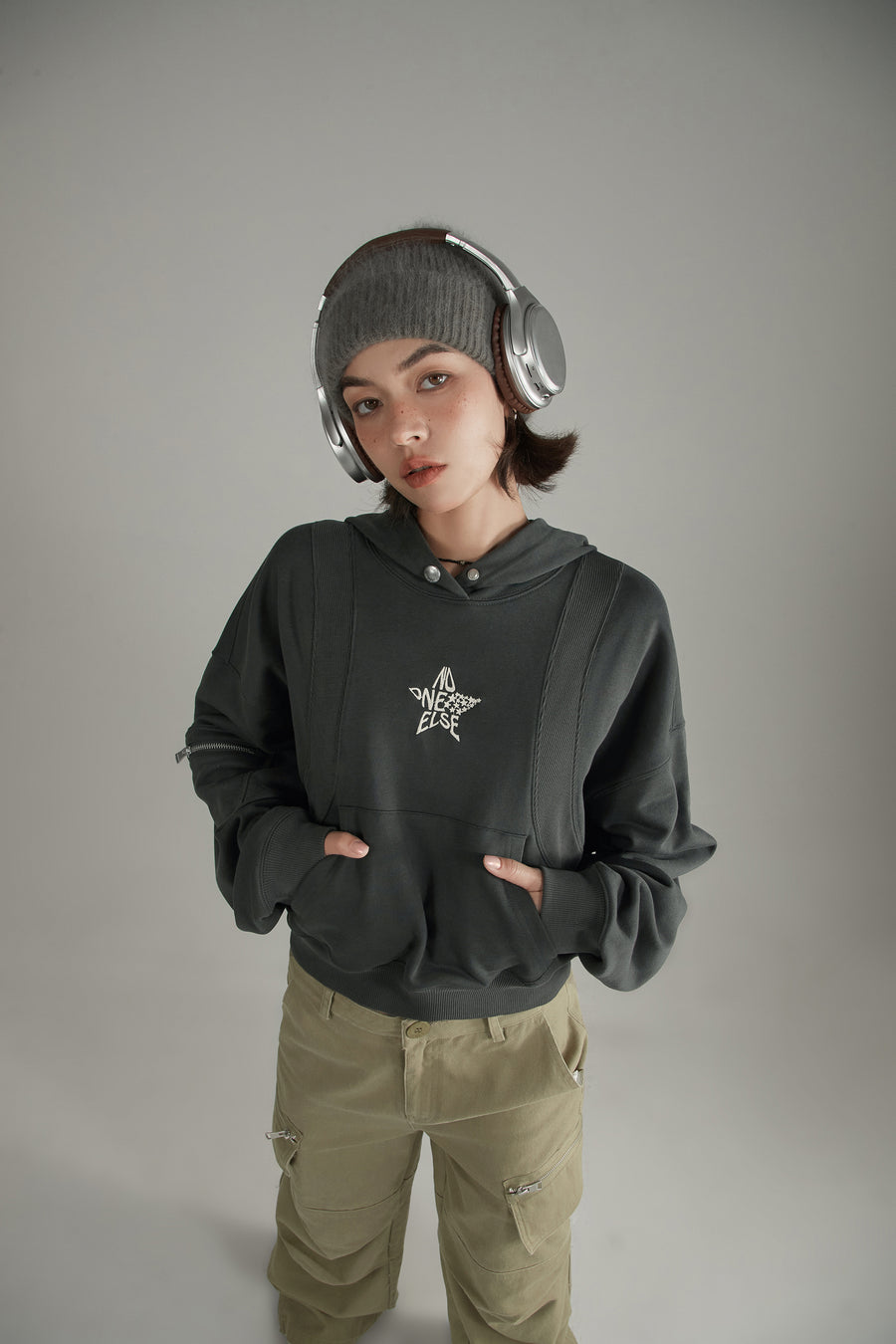 CHUU Star Basic Hoodie