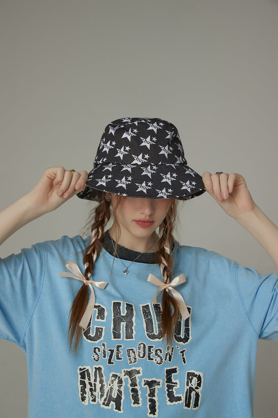 CHUU Chuu Lettering Cotton Bucket Hat