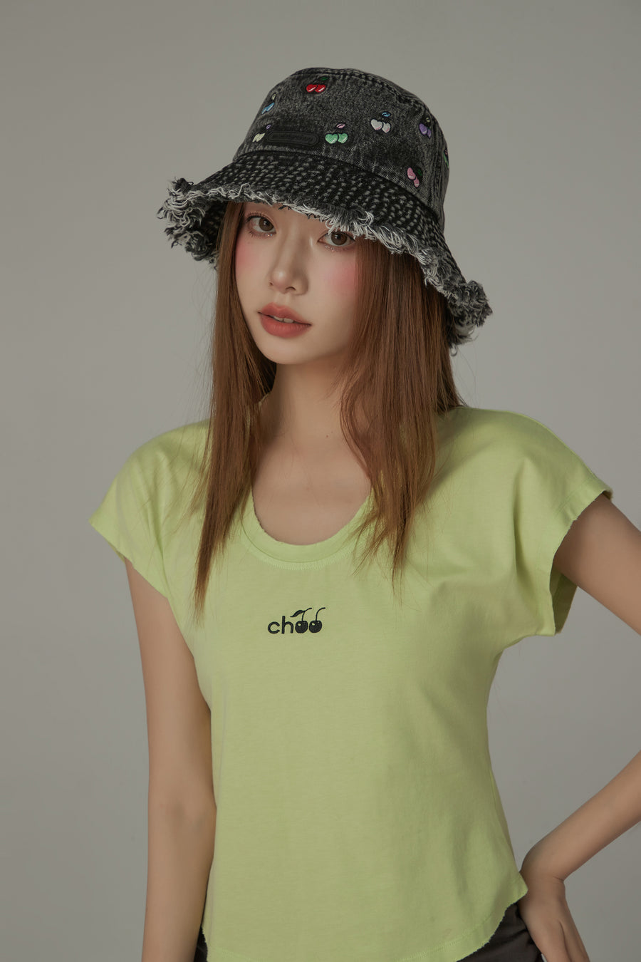 CHUU Cherry Embroidered U Neck Short Sleeve T-Shirt