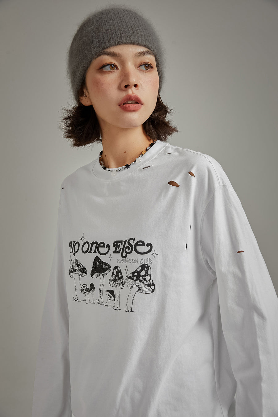 CHUU Logo Mushroom Long Sleeve T-Shirt