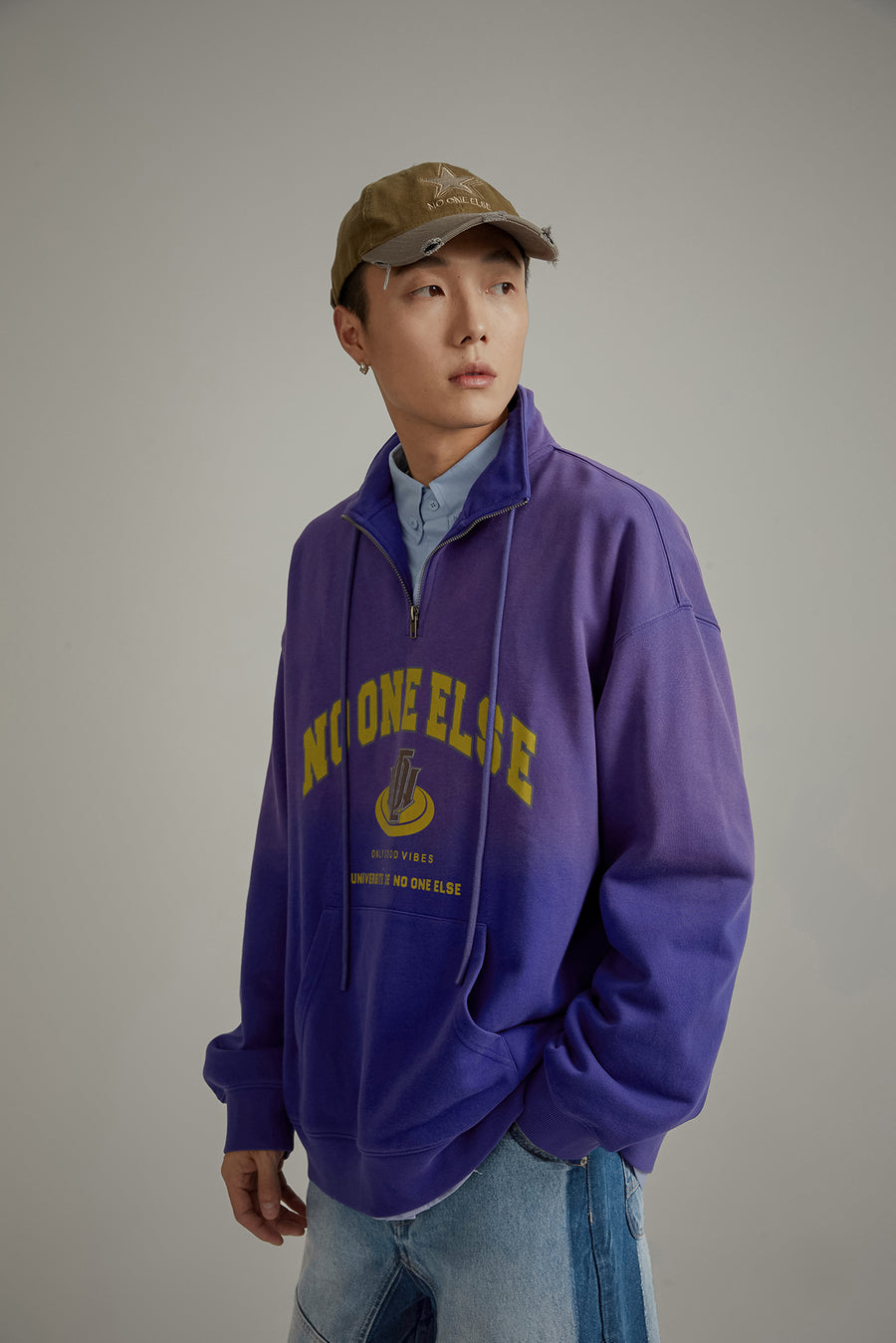 CHUU Logo Half Zip-Up Boxy Hoodie