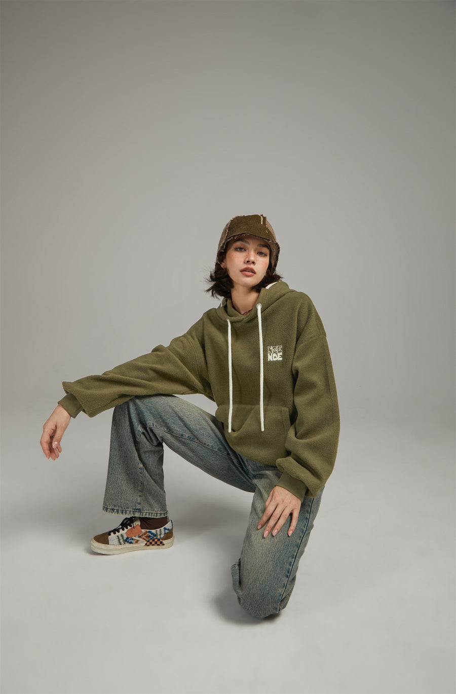 CHUU Simple Boxy Hoodie