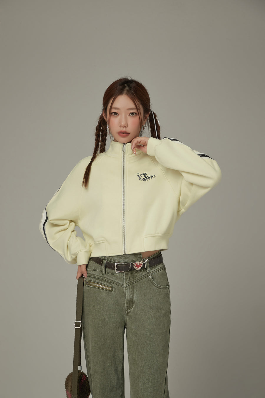 CHUU Sporty Loose Zip-Up Jacket