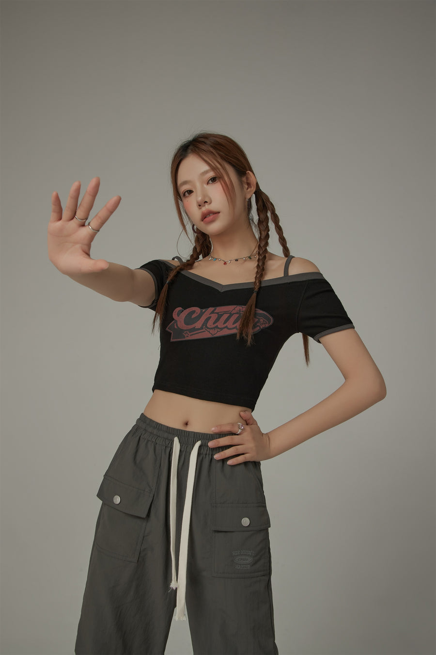 CHUU Chuu Lettering Off-The-Shoulder Crop T-Shirt