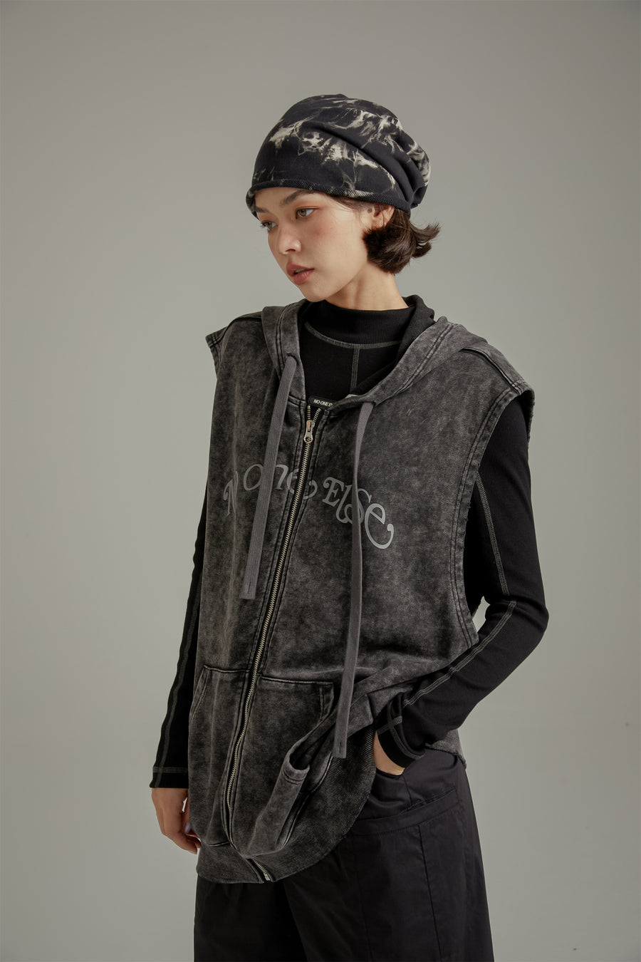 CHUU Vintage Washed Hooded Vest