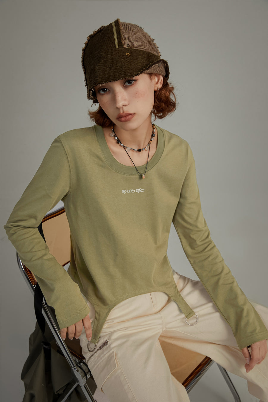 CHUU Simple Unbalanced Long Sleeve T-Shirt