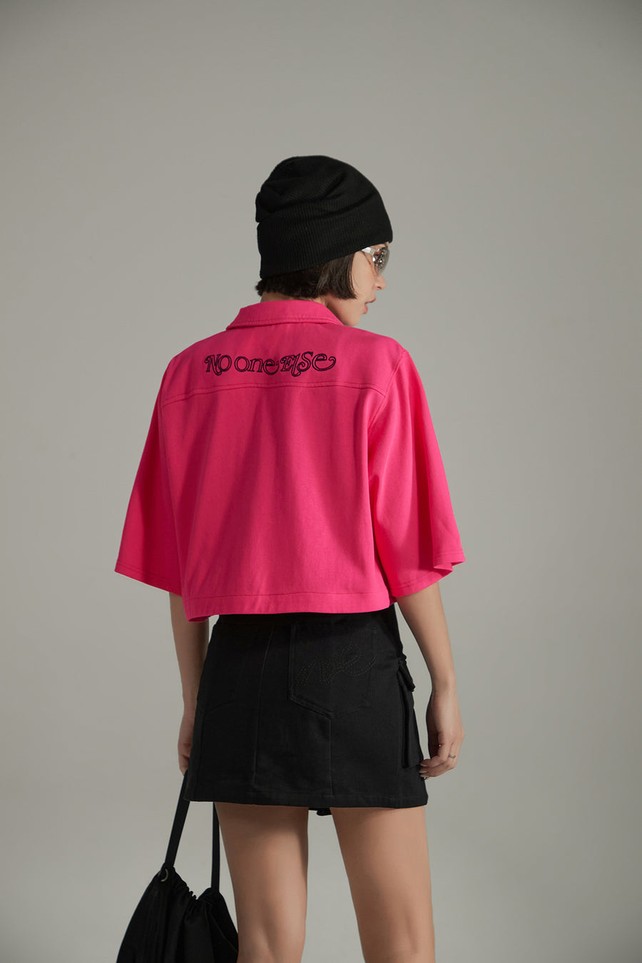 CHUU Low Pocket Cropped Shirt