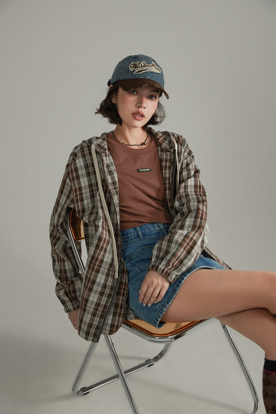 CHUU Layered Open Shoulder Simple T-Shirt