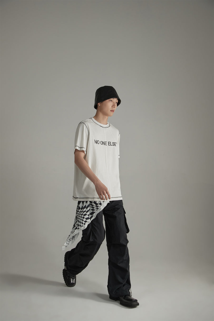 CHUU Logo Stitched Loose Fit T-Shirt