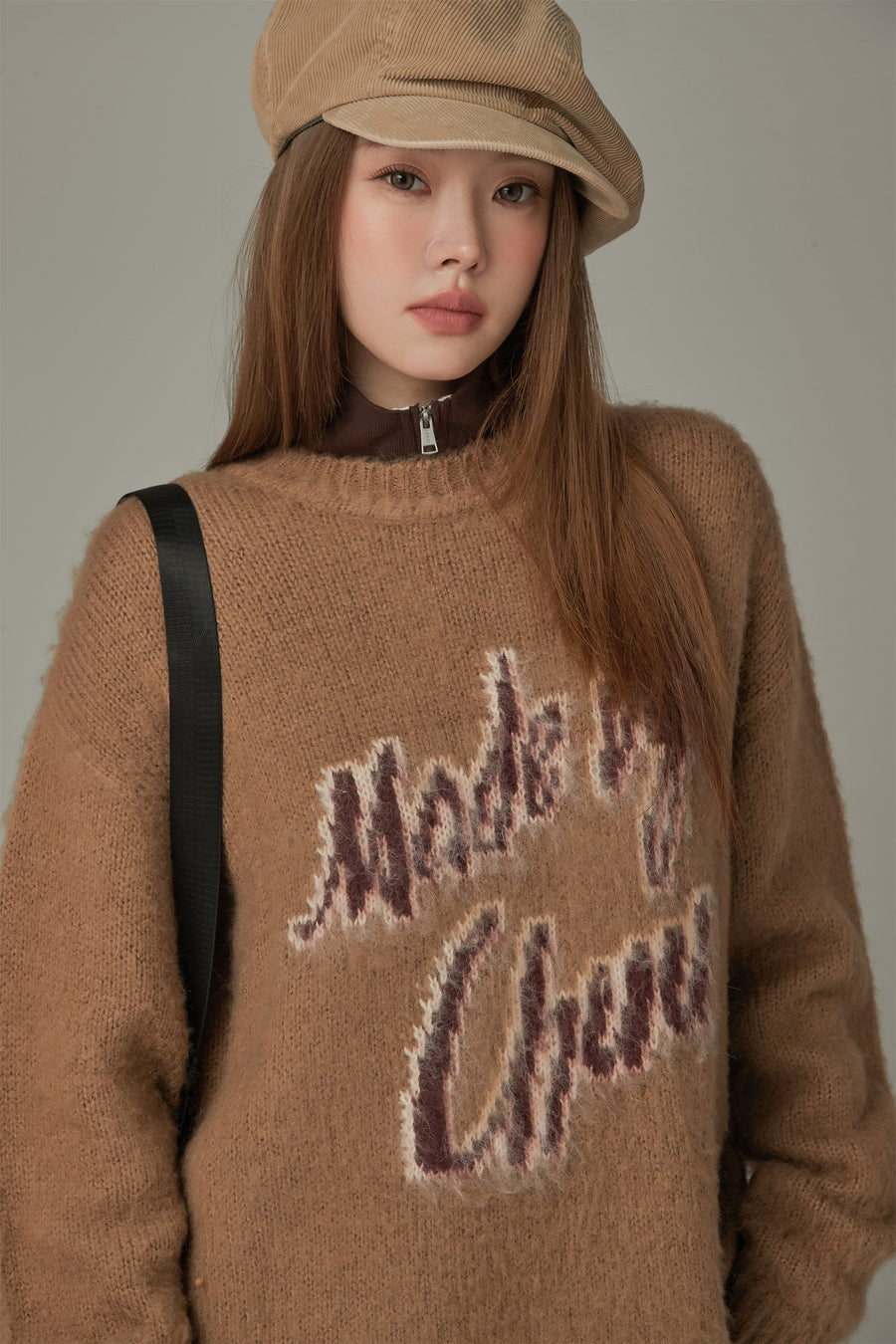 CHUU Logo Distressed Lettering Loose Fit Knit Sweater