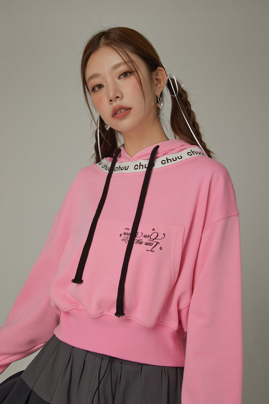 CHUU Logo Lettering Big Pocket Loose Fit Hoodie