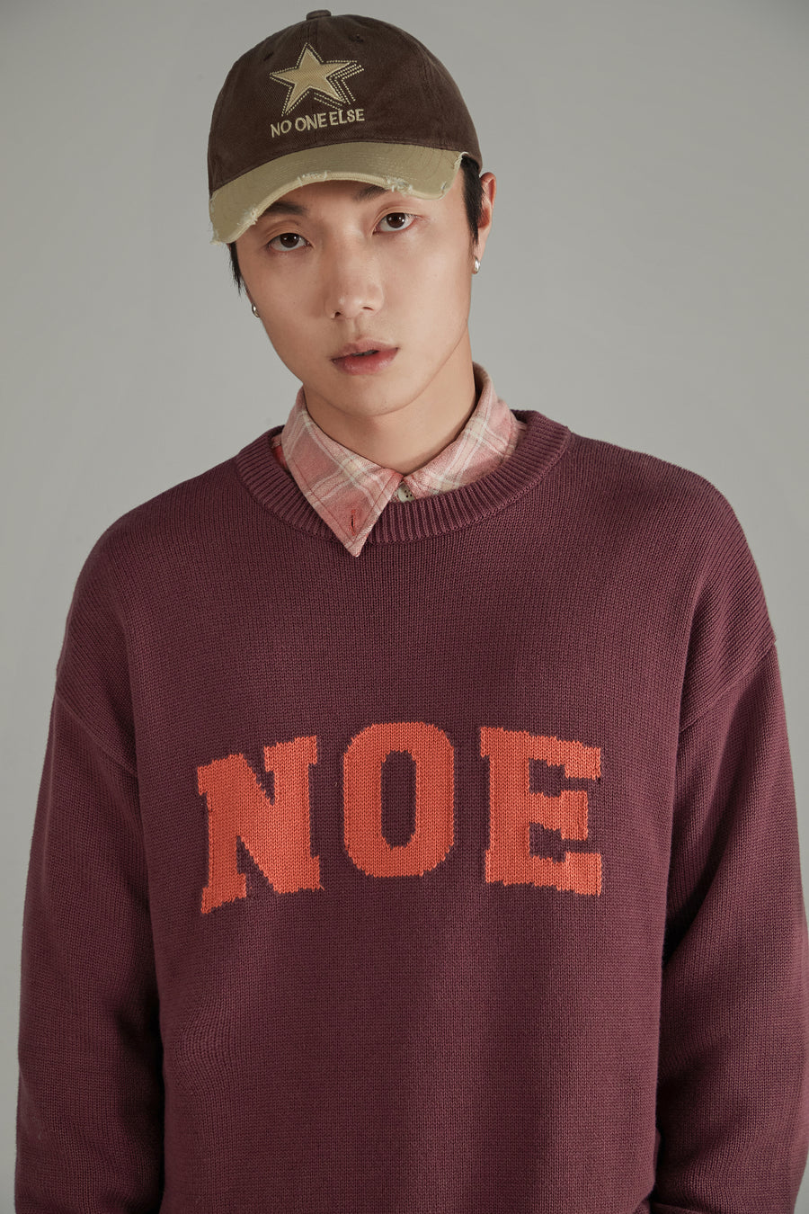 CHUU Lettering Loose Knit Sweater