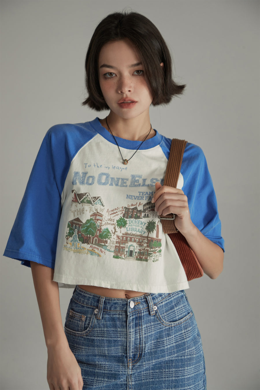 CHUU Raglan Color Crop Printed T-Shirt