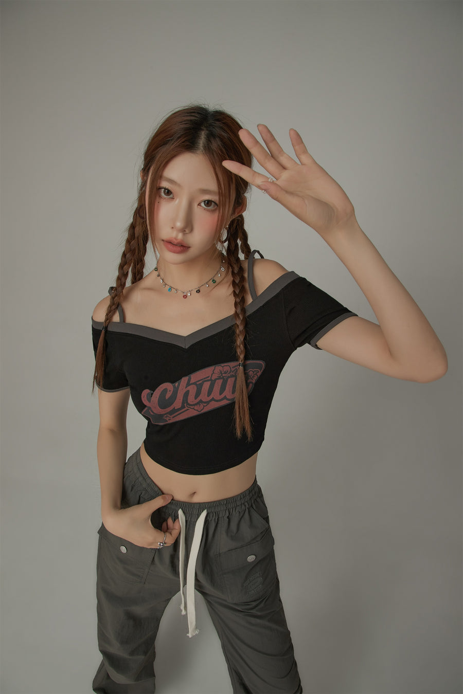 CHUU Chuu Lettering Off-The-Shoulder Crop T-Shirt