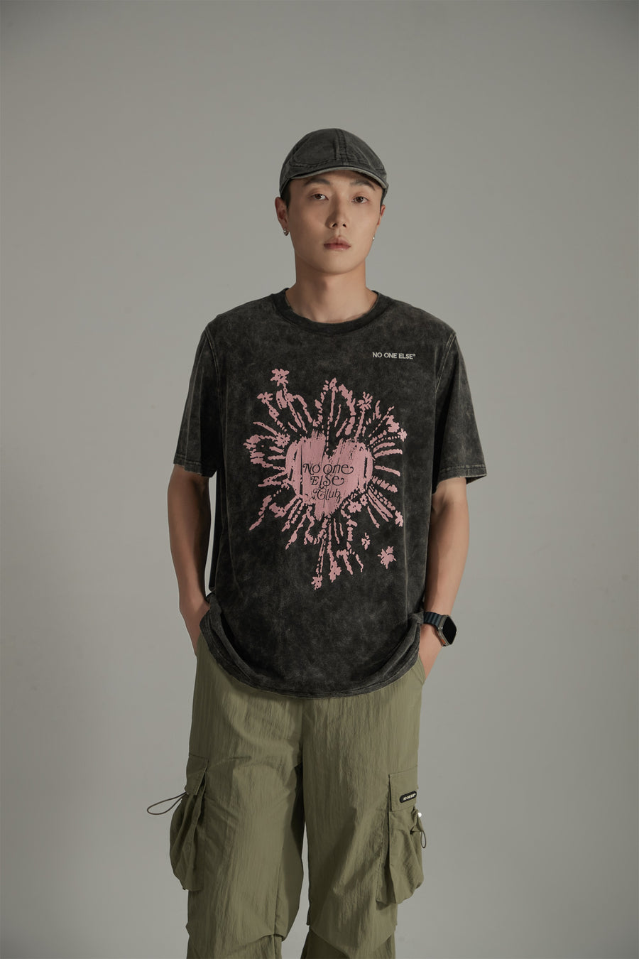 CHUU Vintage Heart Print Loose Fit T-Shirt