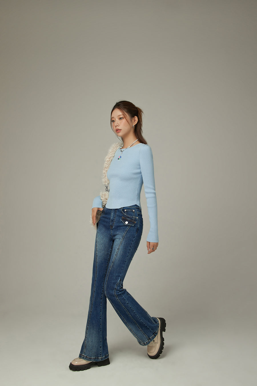 CHUU Washed Lined Stitched Semi Bootcut Denim Jeans