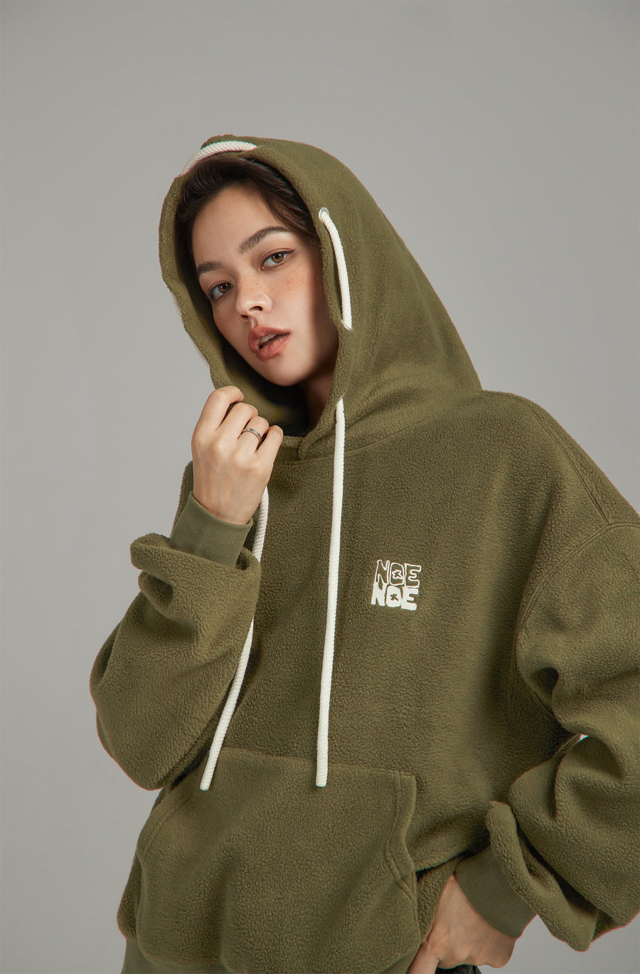 CHUU Simple Boxy Hoodie