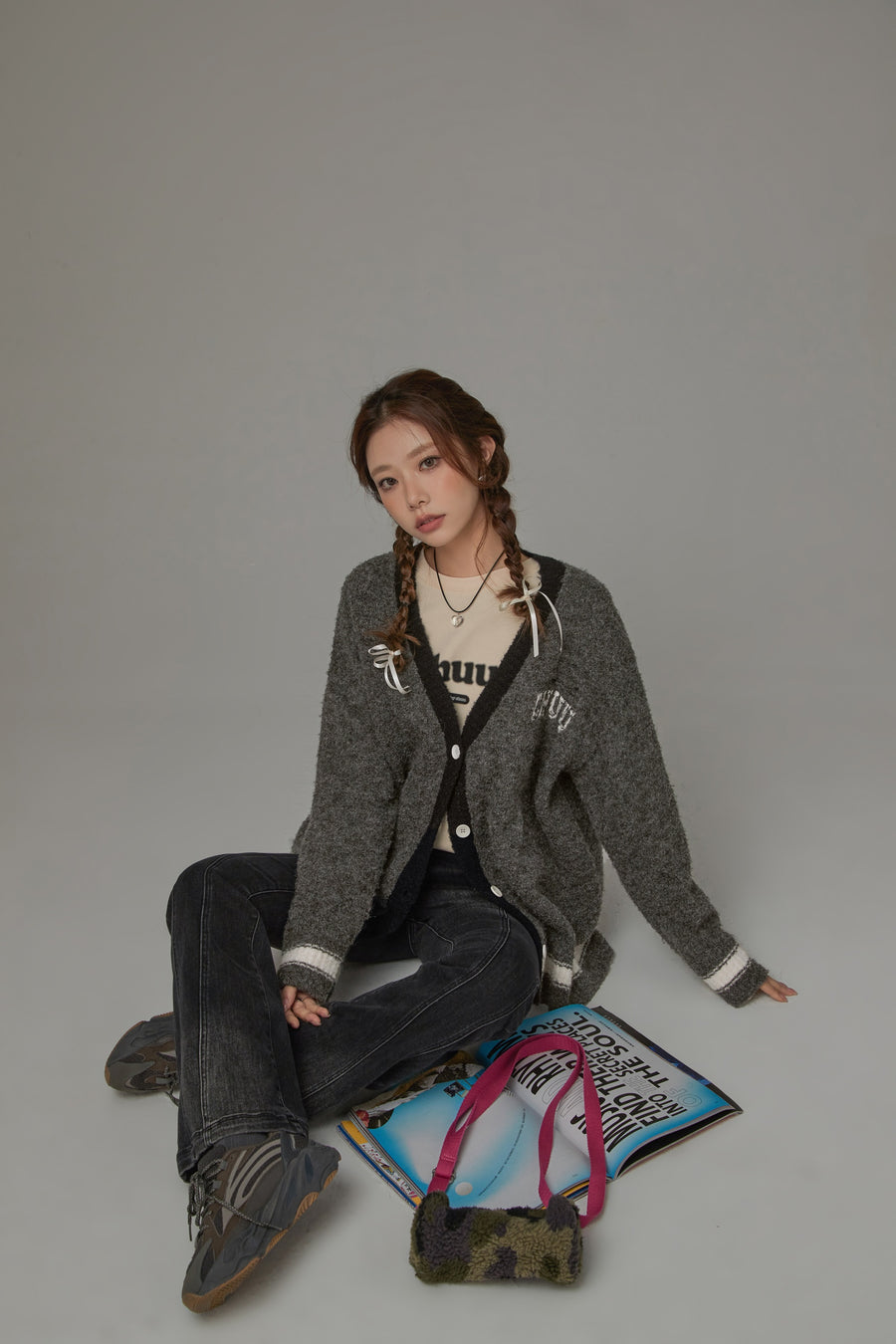 CHUU Line Varsity Knit Cardigan