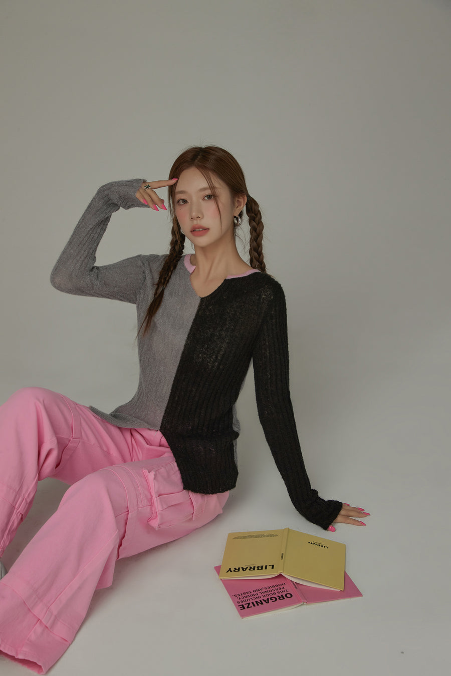 CHUU Bicolor Block Long Sleeves Knit Sweater