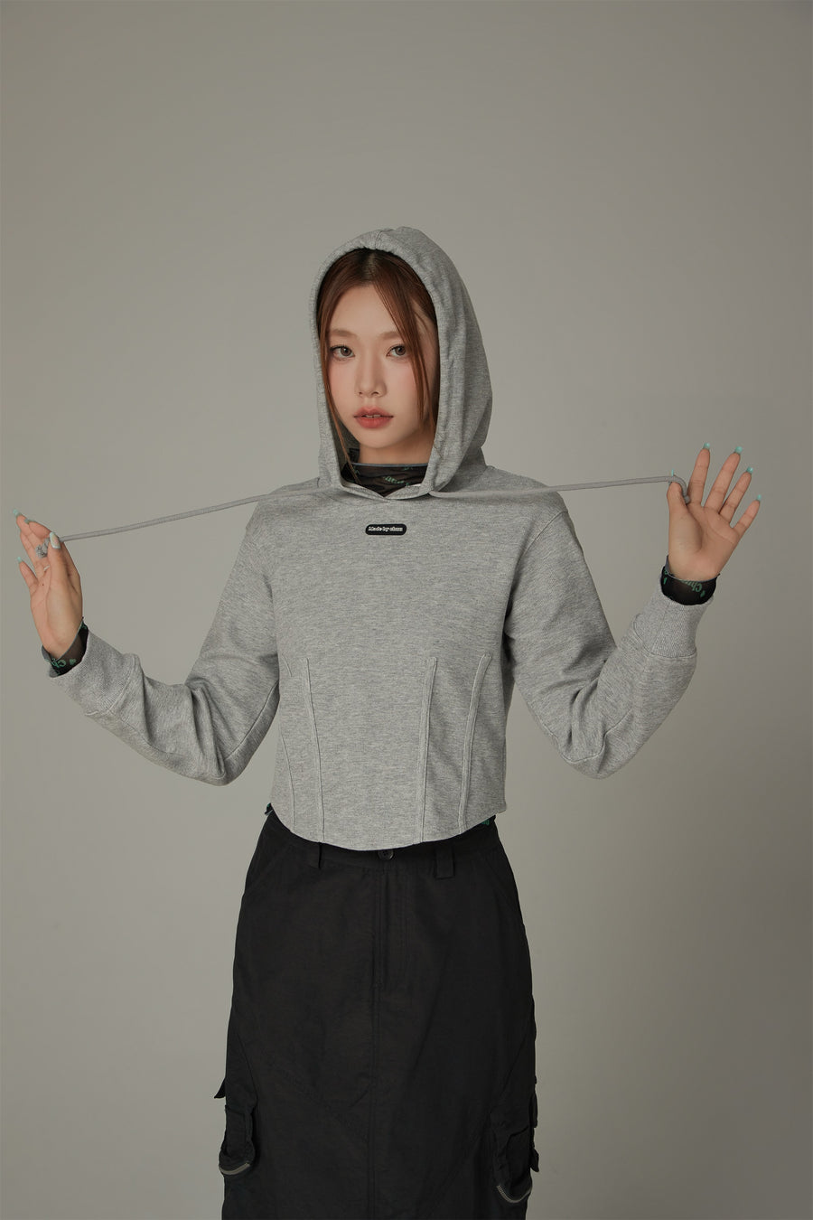 CHUU Basic Crop Drawstring Hoodie