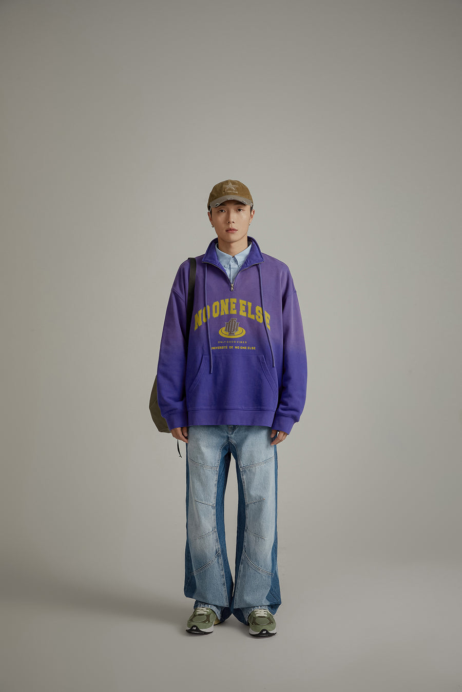 CHUU Logo Half Zip-Up Boxy Hoodie