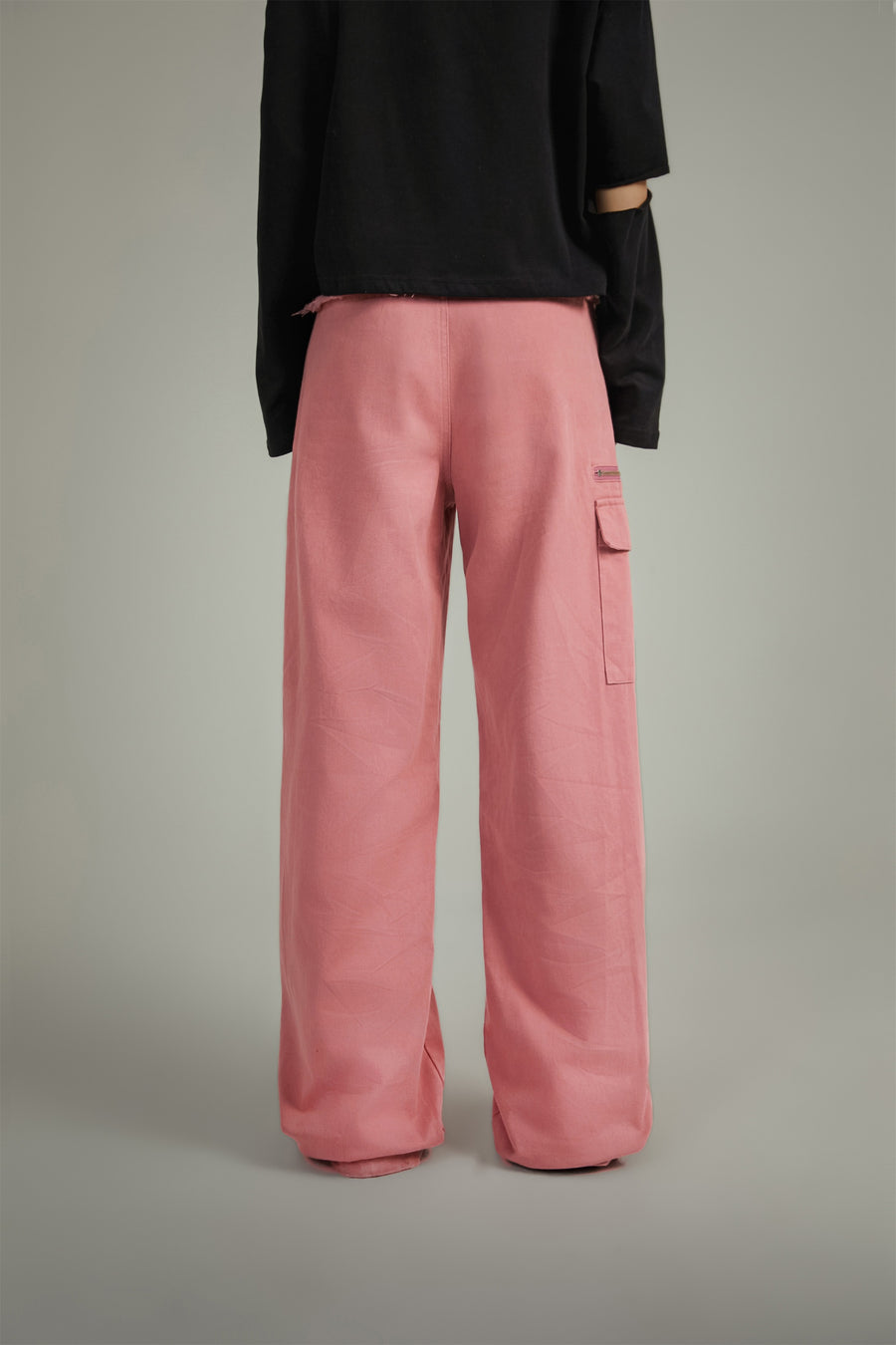 CHUU Frayed Sides Pocket Pants