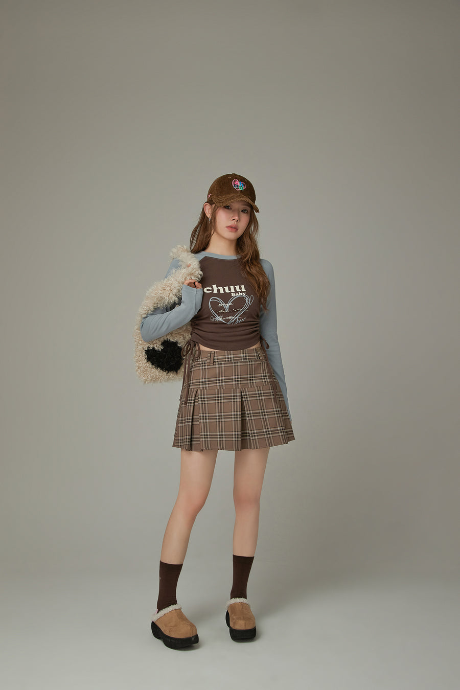 CHUU Heart Color Contrast Shirring T-Shirt