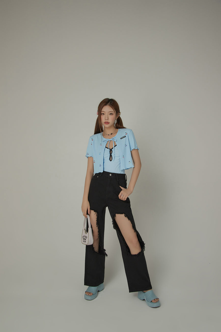 CHUU Color Shirred Keyhole Sleeveless Top