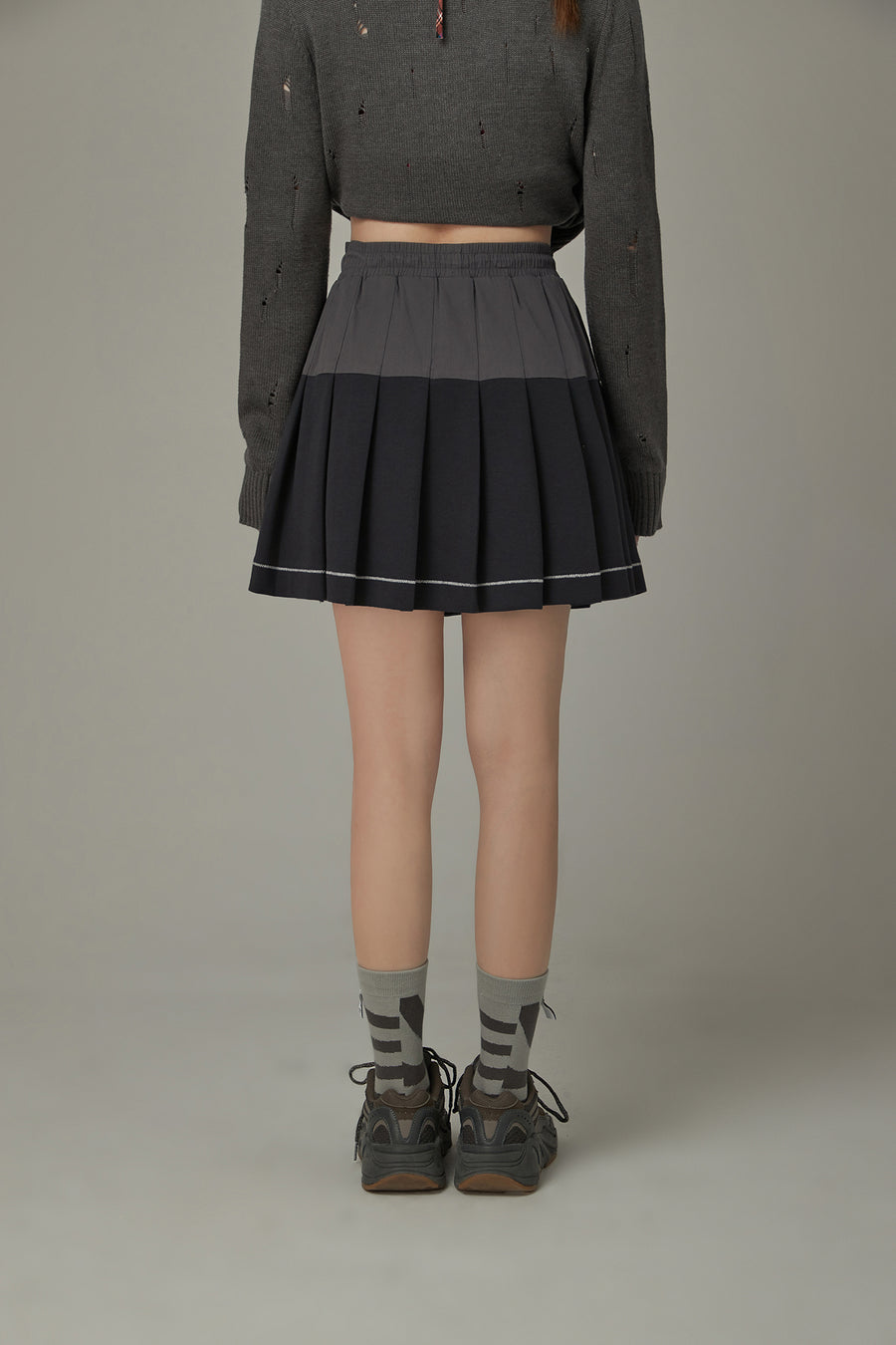 CHUU Stopper Pleated Skirt