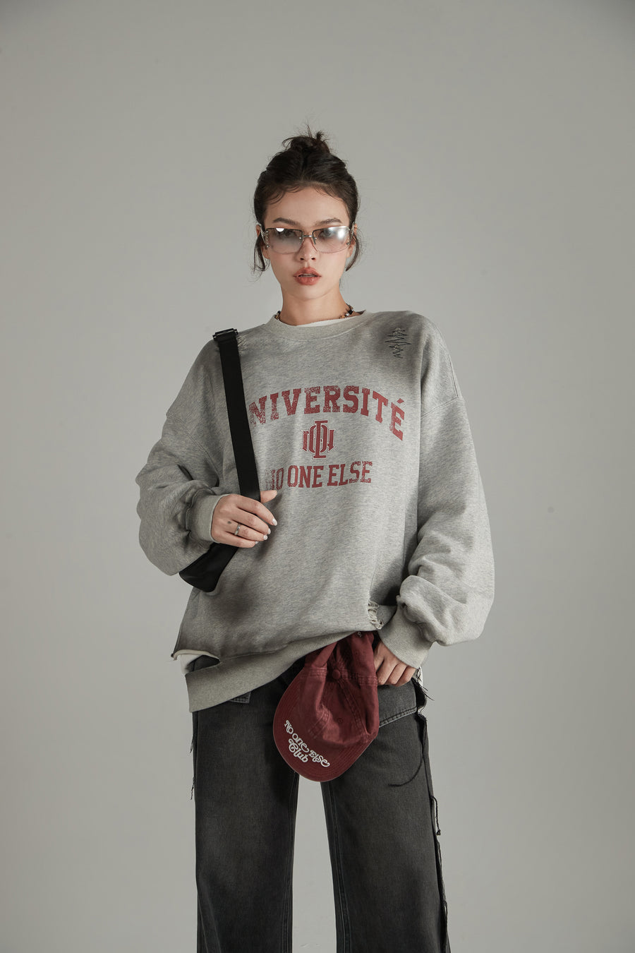 CHUU University Logo Lettering Sweatshirt