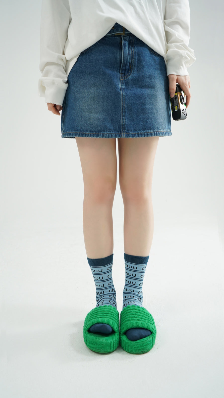 CHUU Color Logo Stripe Pattern High Socks