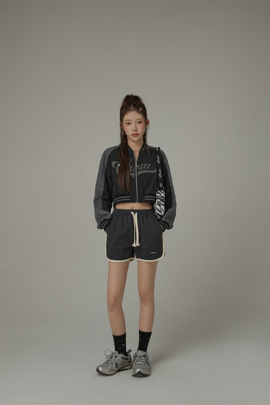 CHUU Logo Colored Zip-Up Varsity Jacket