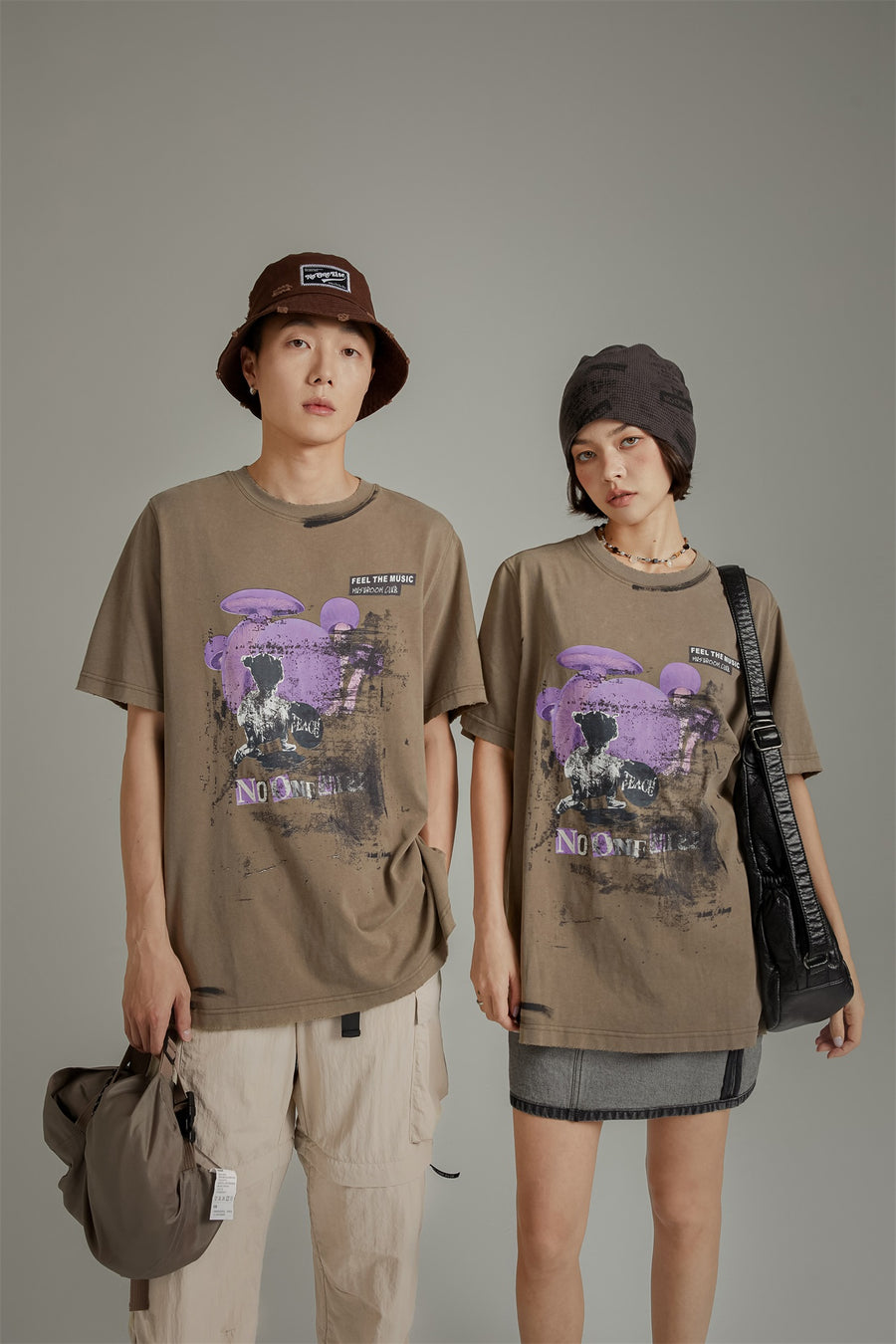 CHUU Feel The Music Mushroom Club T-Shirt