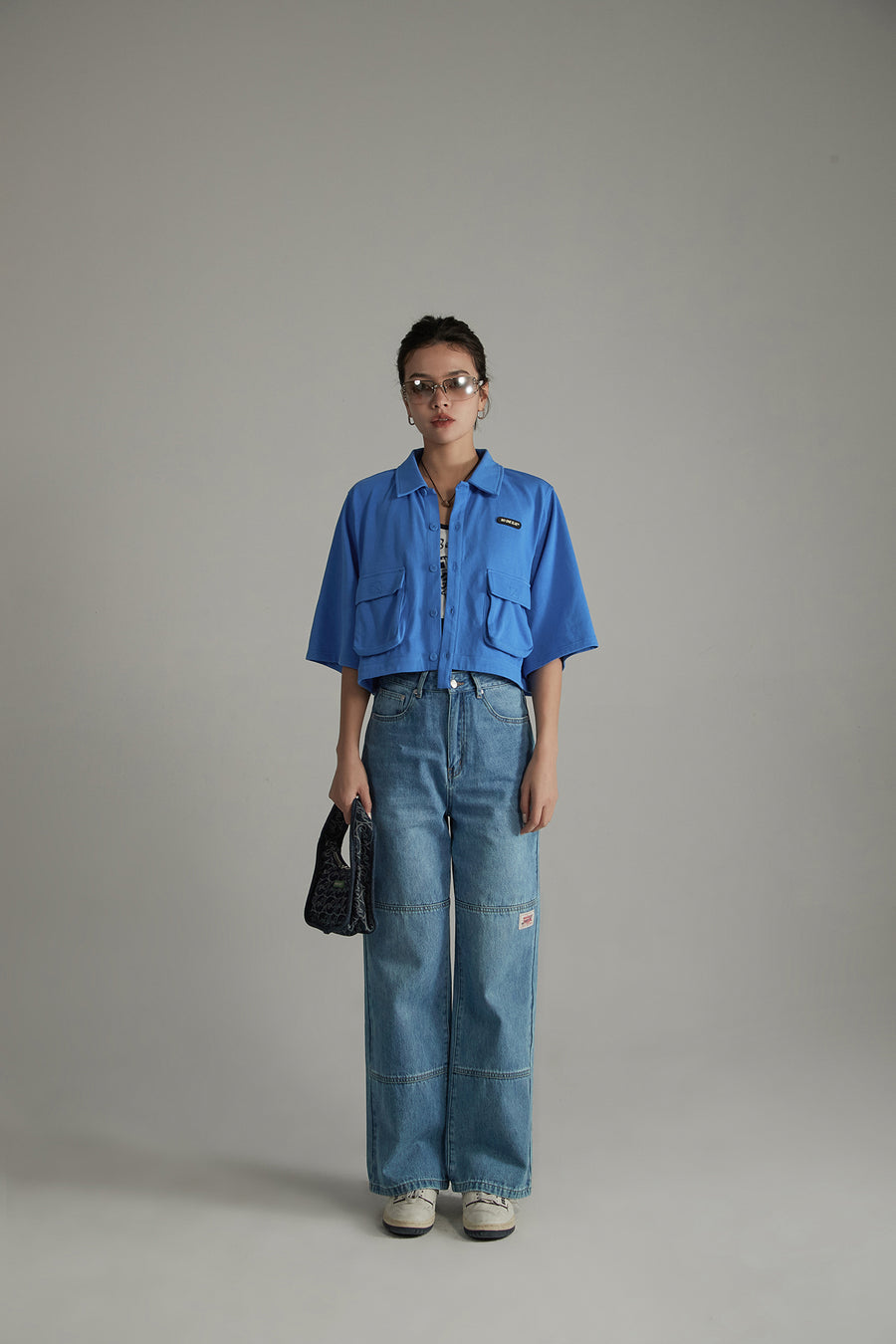 CHUU Low Pocket Cropped Shirt