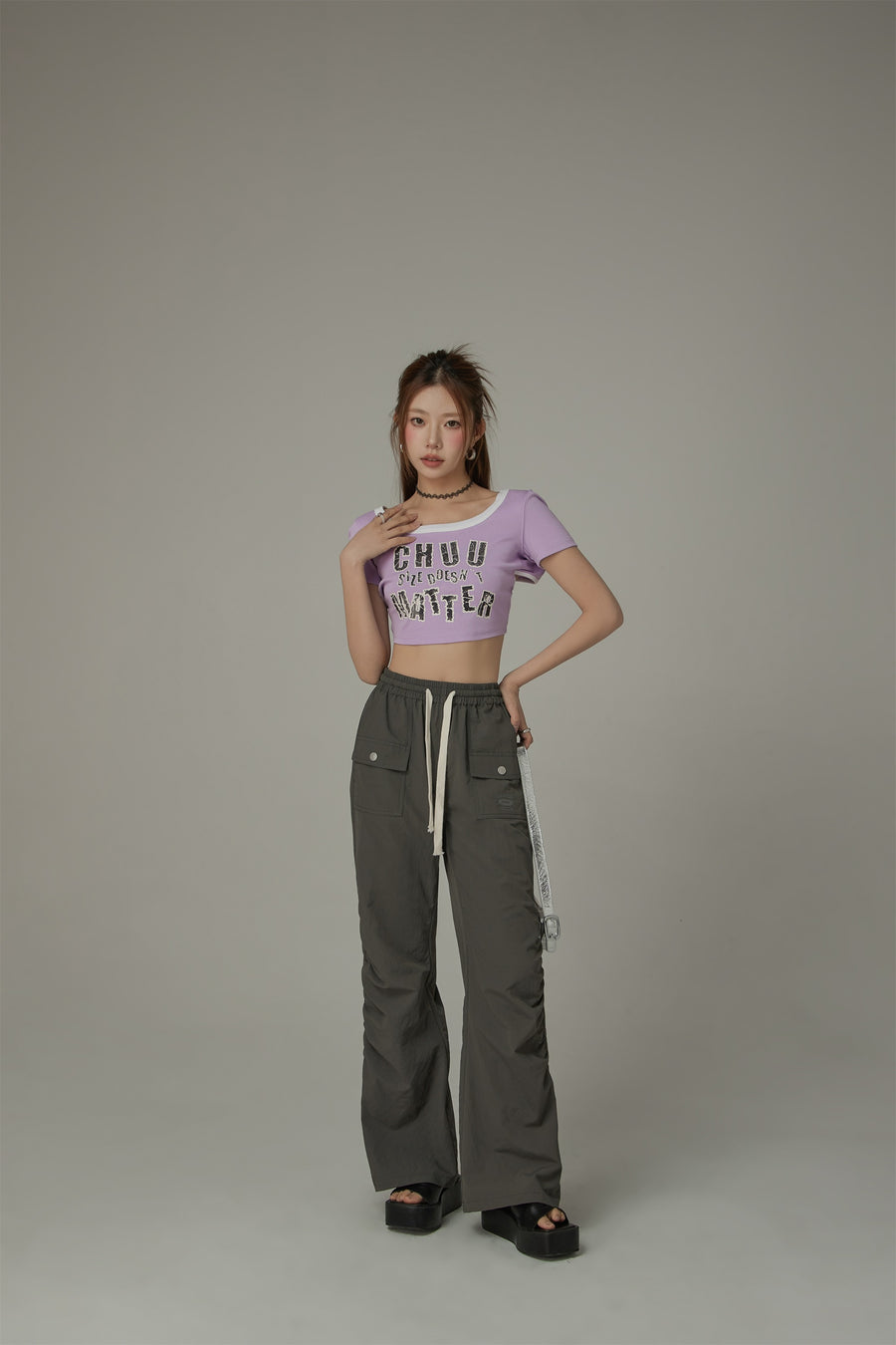 CHUU Chuu Size Doesnt Matter U-Neck Cropped T-Shirt