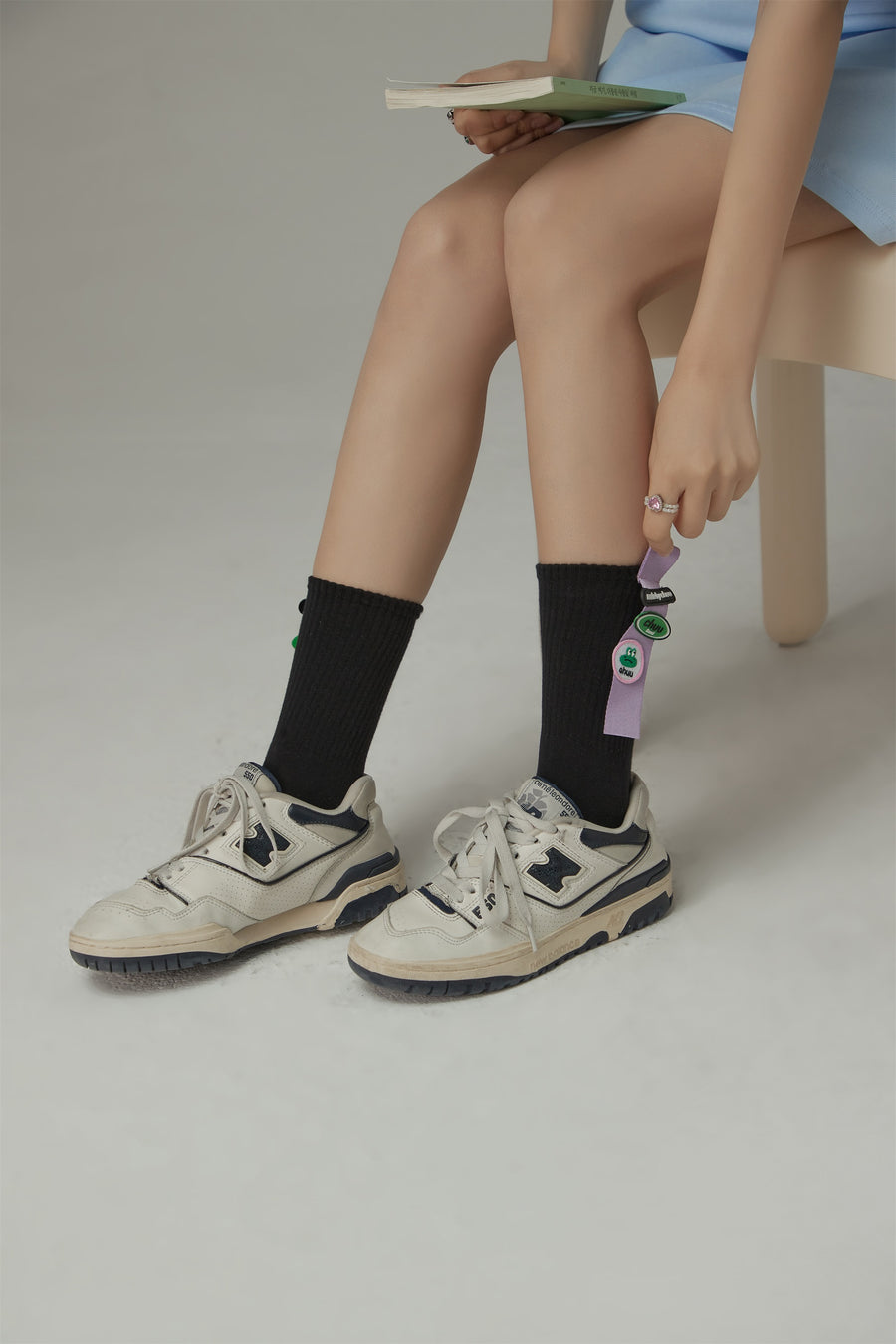 CHUU Colored Frog Sticker High Socks