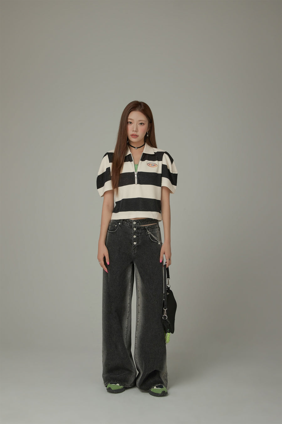 CHUU Half Zip-Up Color Stripe Collar Top