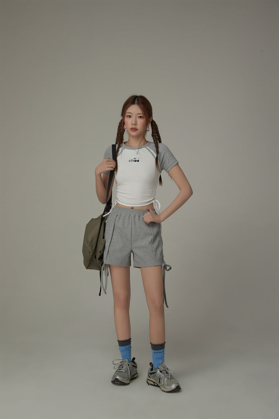 CHUU Chuu Cherry String Colorblocked Short Sleeve T-Shirt