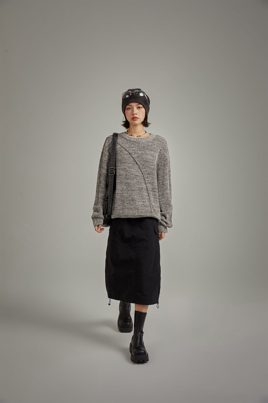 CHUU Diagonal Boxy Knit Sweater